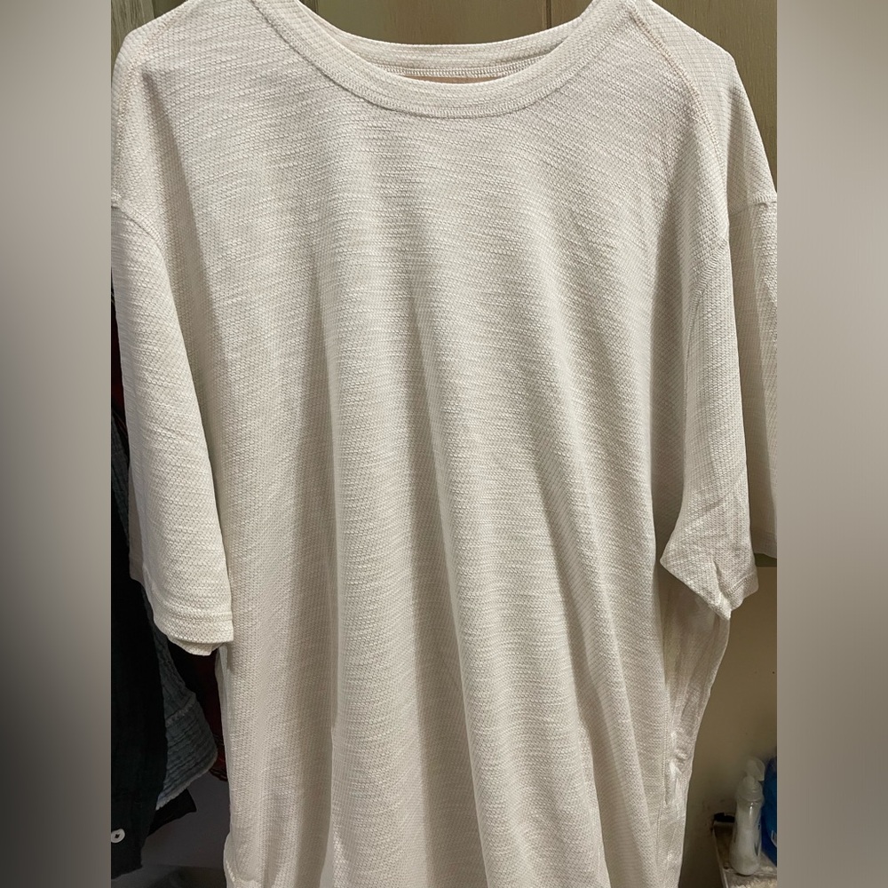 Men’s XXL Like New Tommy Bahama Cream Colored Reversible Shirt